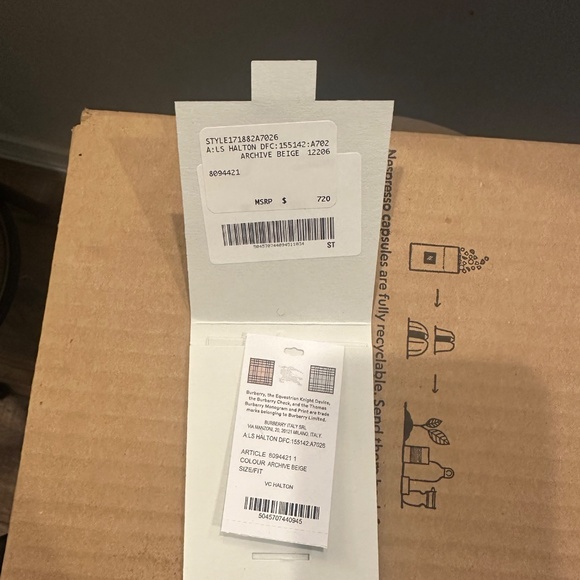 Burberry Wallet - Picture 4 of 4